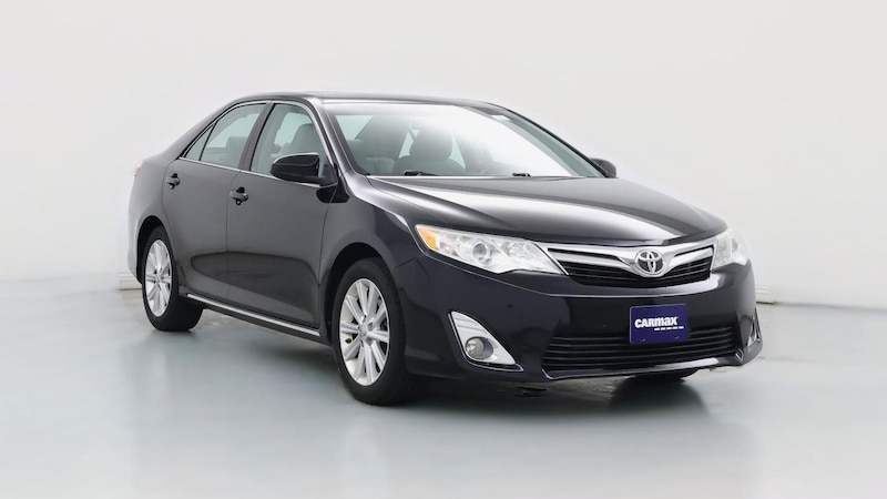 2014 Toyota Camry XLE Hero Image