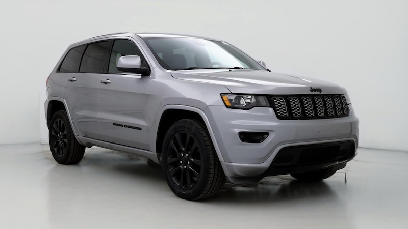 2017 Jeep Grand Cherokee Altitude Hero Image