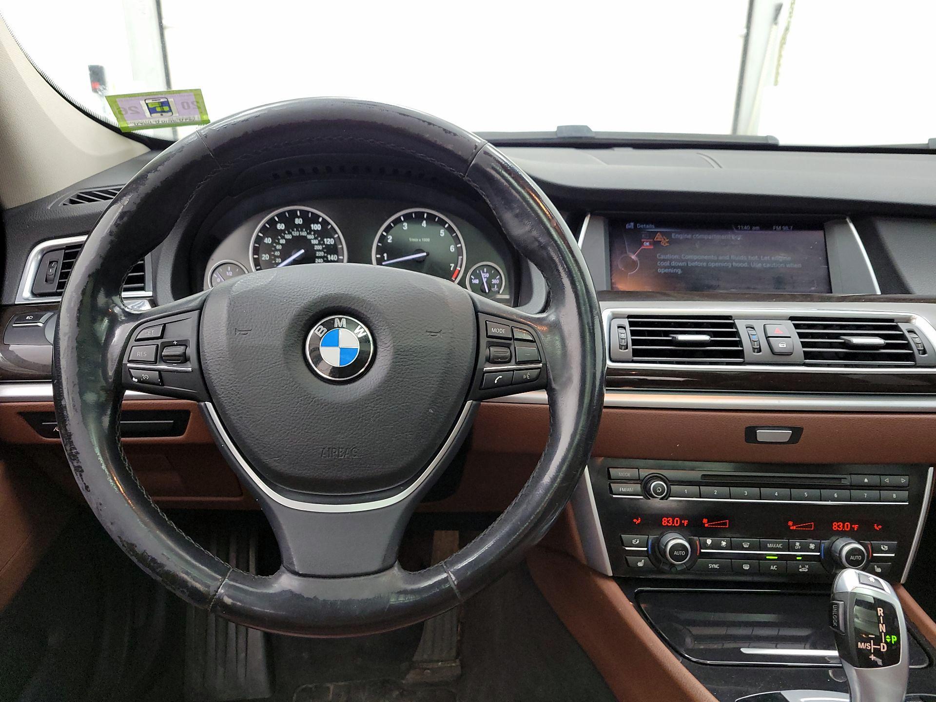 Thumbnail: 2015 BMW 5 Series - 10