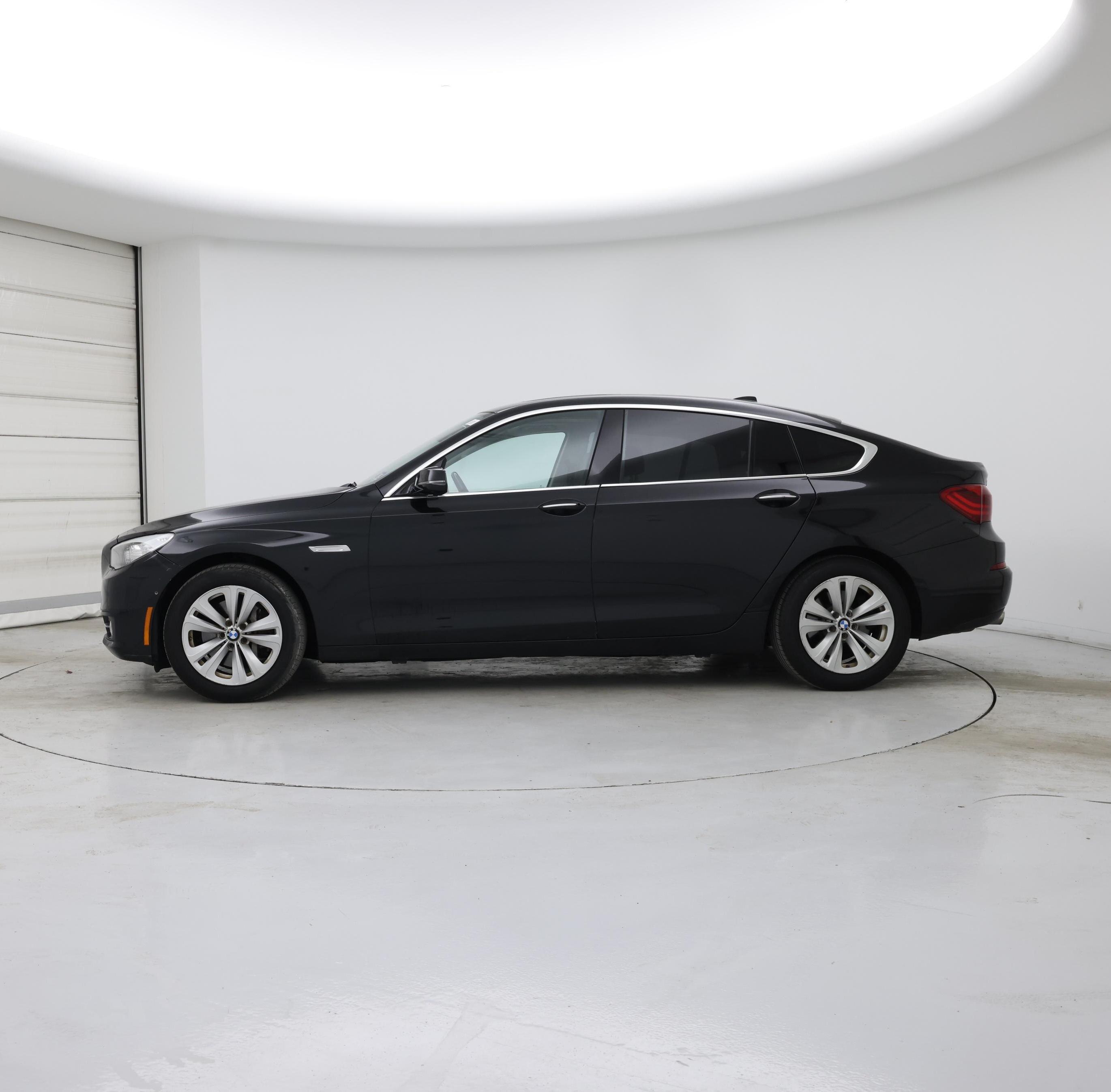 Thumbnail: 2015 BMW 5 Series - 3