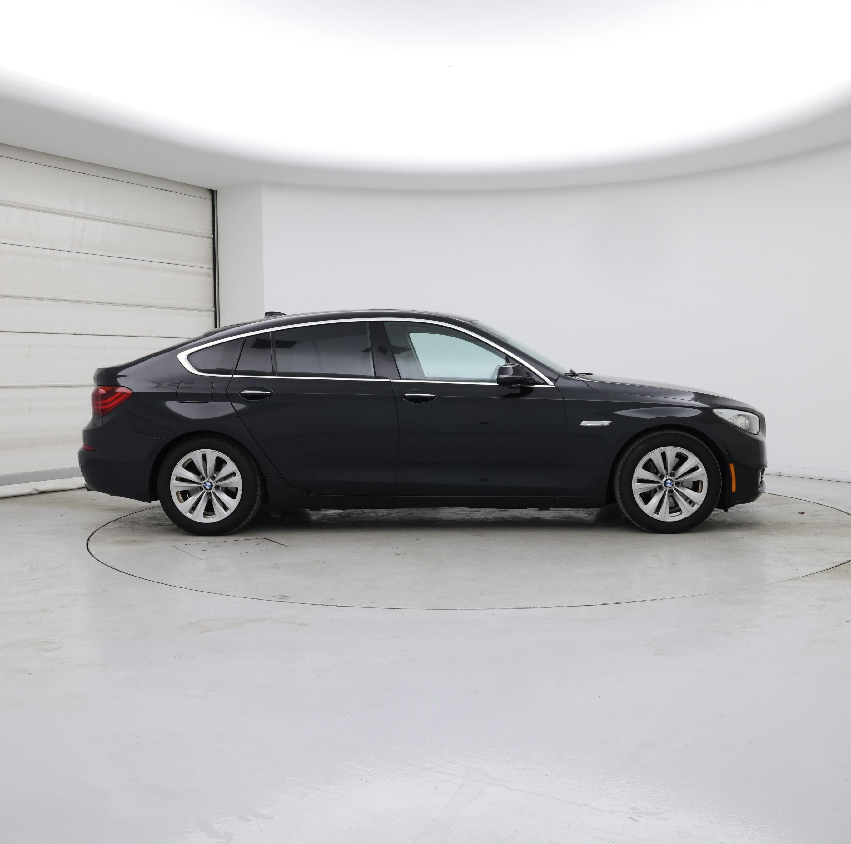 Thumbnail: 2015 BMW 5 Series - 7