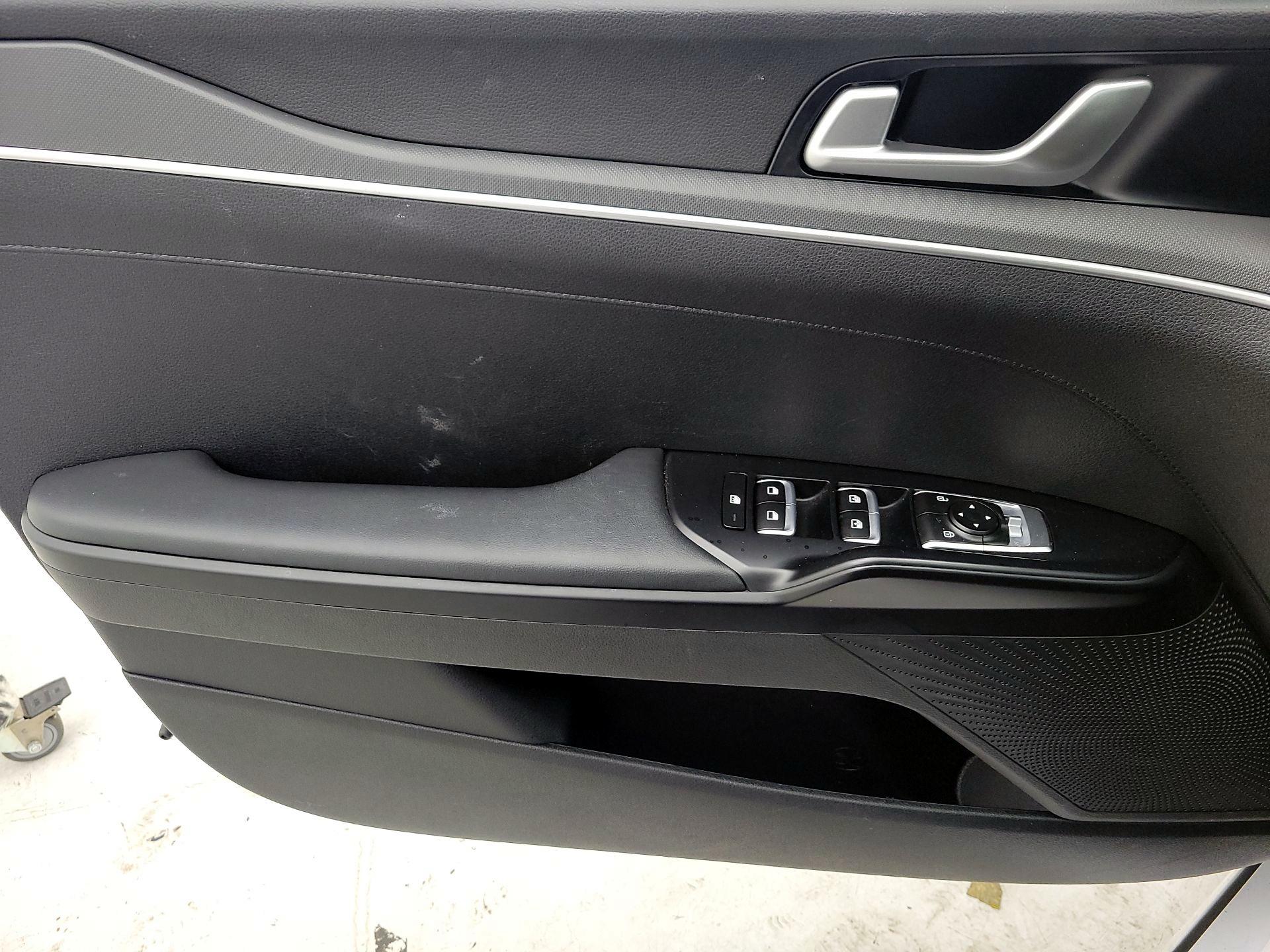 Thumbnail: 2022 Kia K5 - 12