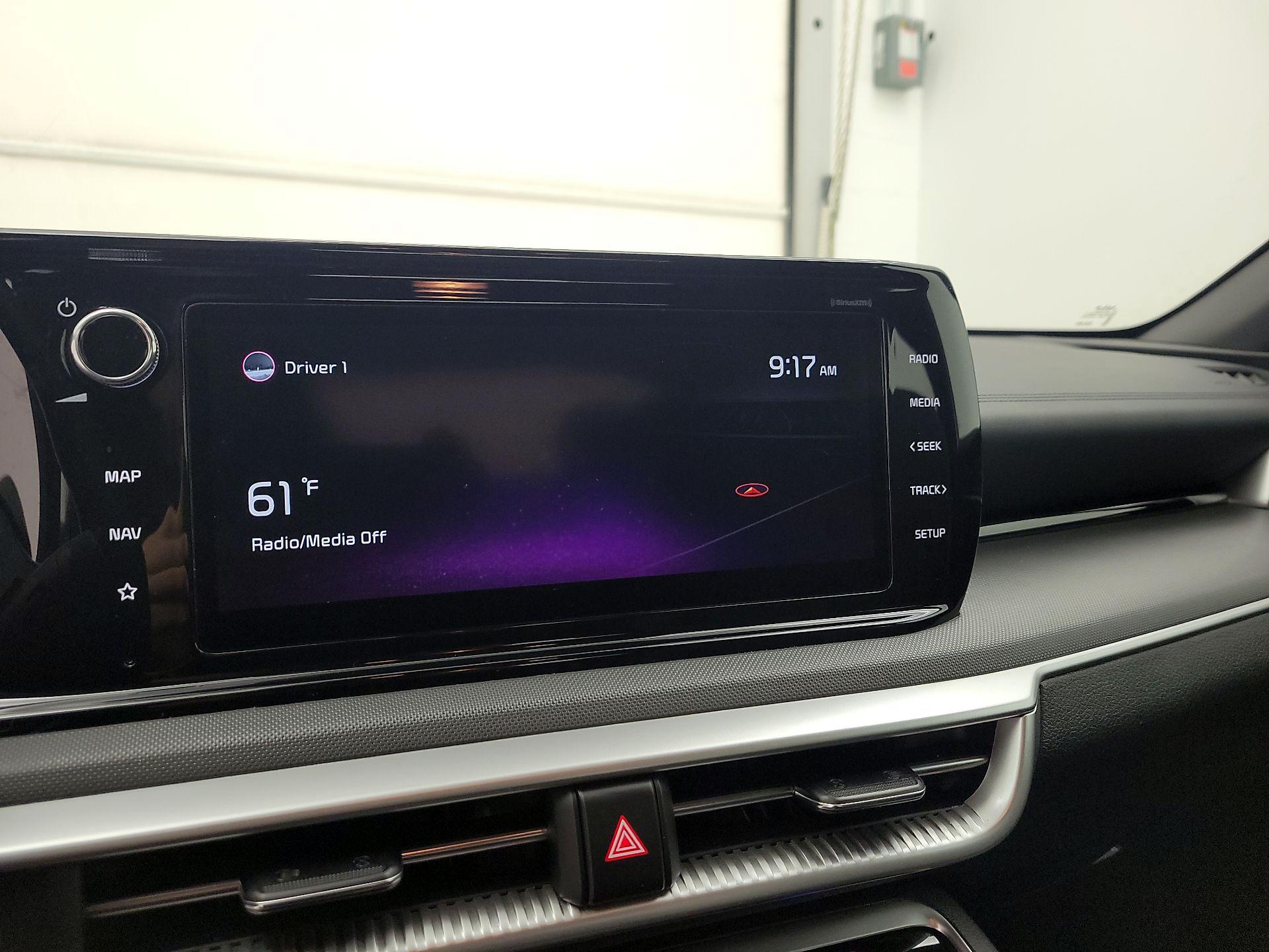 Thumbnail: 2022 Kia K5 - 15