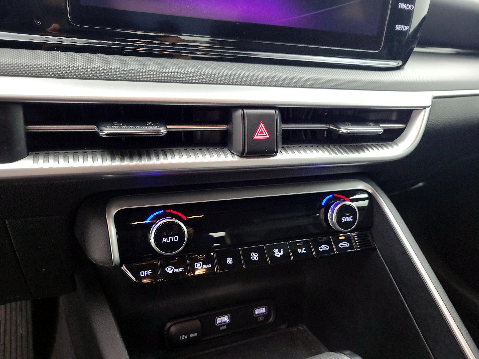 Thumbnail: 2022 Kia K5 - 16