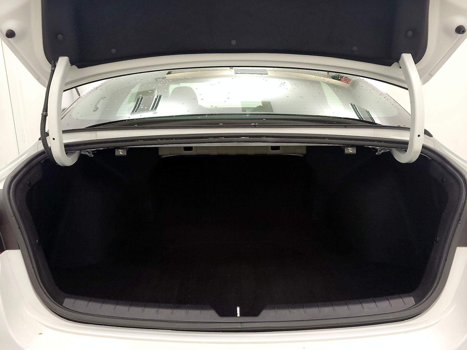 Thumbnail: 2022 Kia K5 - 20