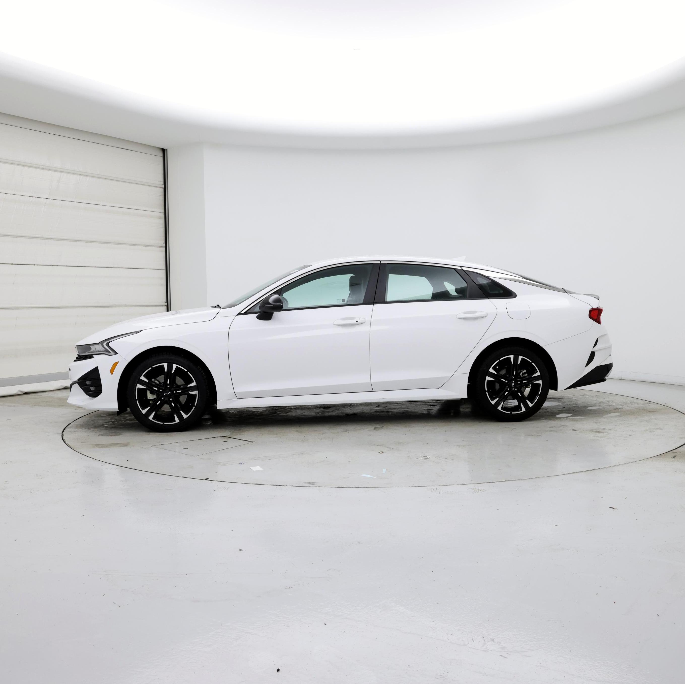 Thumbnail: 2022 Kia K5 - 3