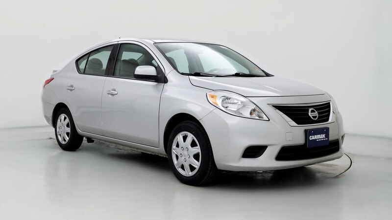 2014 Nissan Versa SV Hero Image