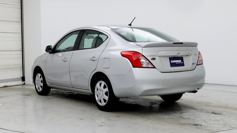 2014 Nissan Versa SV 2