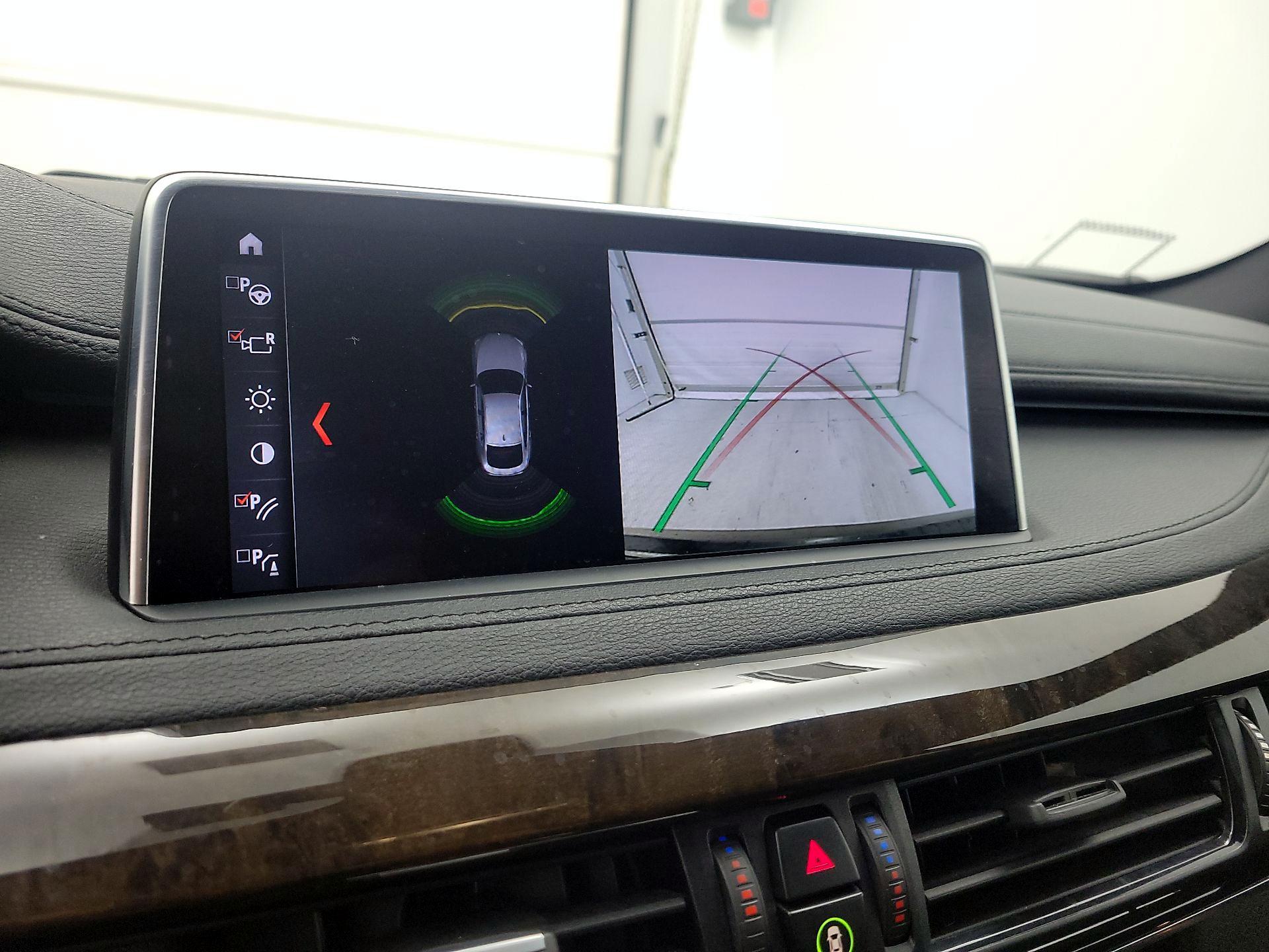 Thumbnail: 2019 BMW X6 - 15