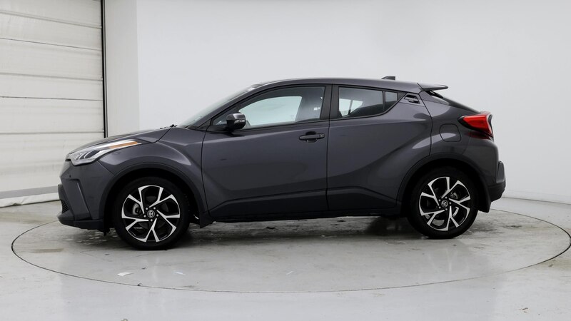 2021 Toyota C-HR XLE 3