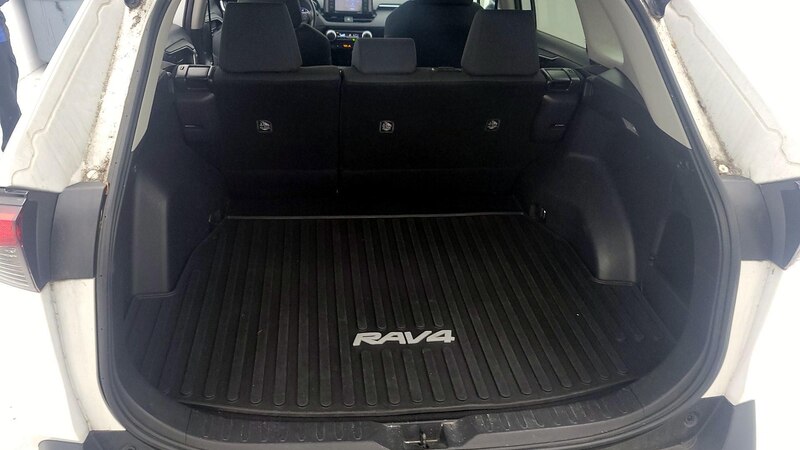 2021 Toyota RAV4 LE 20