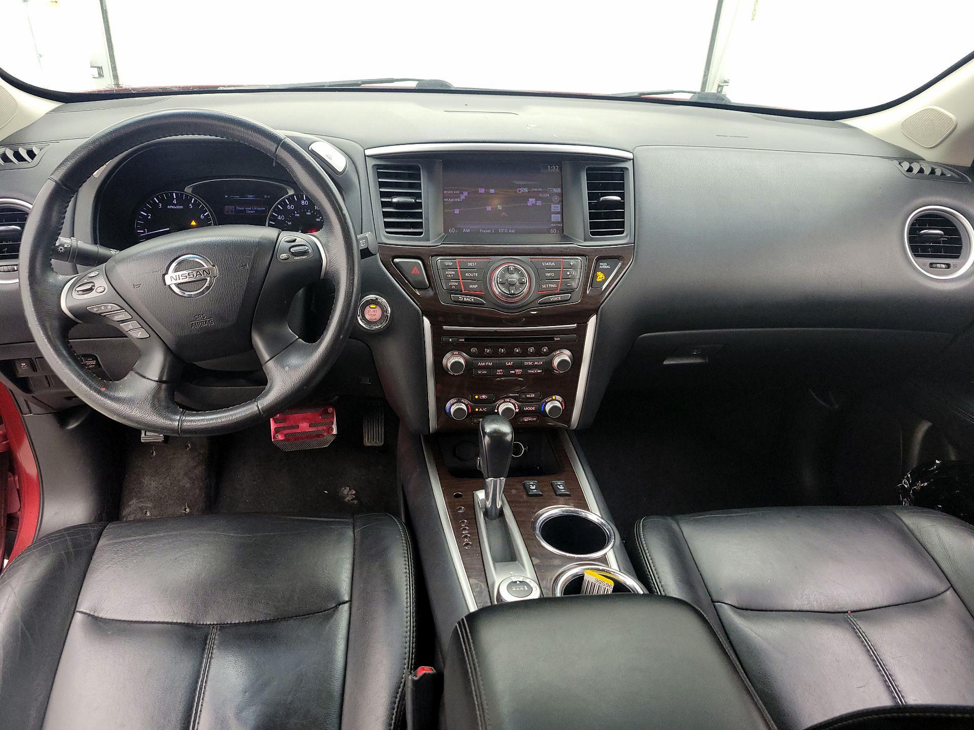 Thumbnail: 2014 Nissan Pathfinder - 9