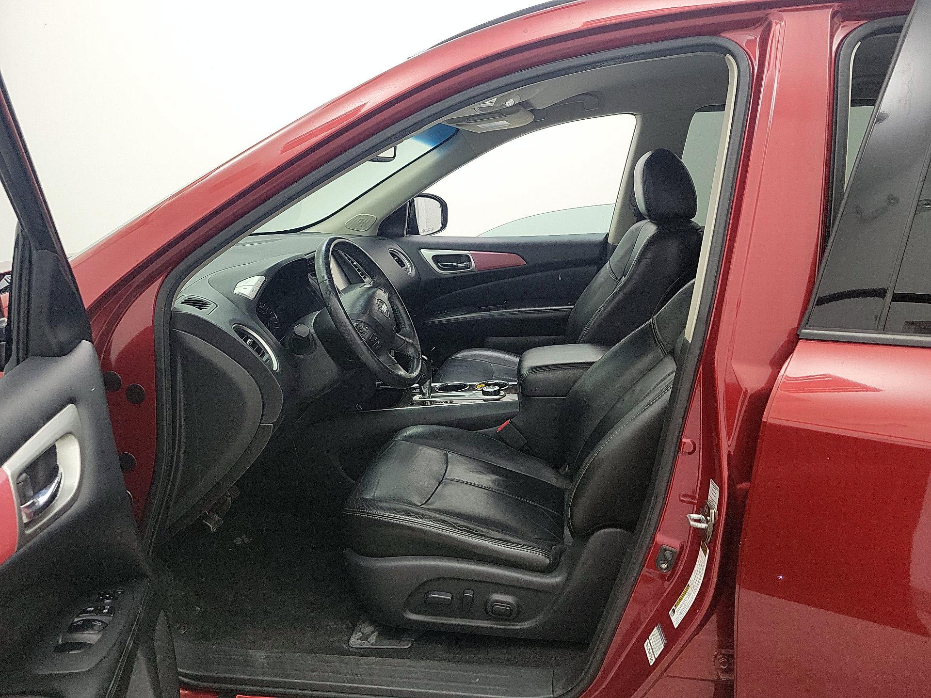 Thumbnail: 2014 Nissan Pathfinder - 11