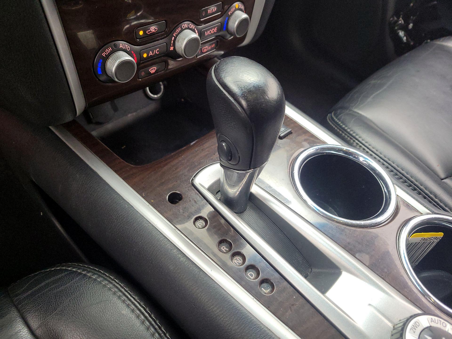 Thumbnail: 2014 Nissan Pathfinder - 18