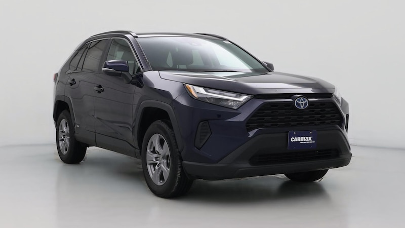 2022 Toyota RAV4 XLE Hero Image