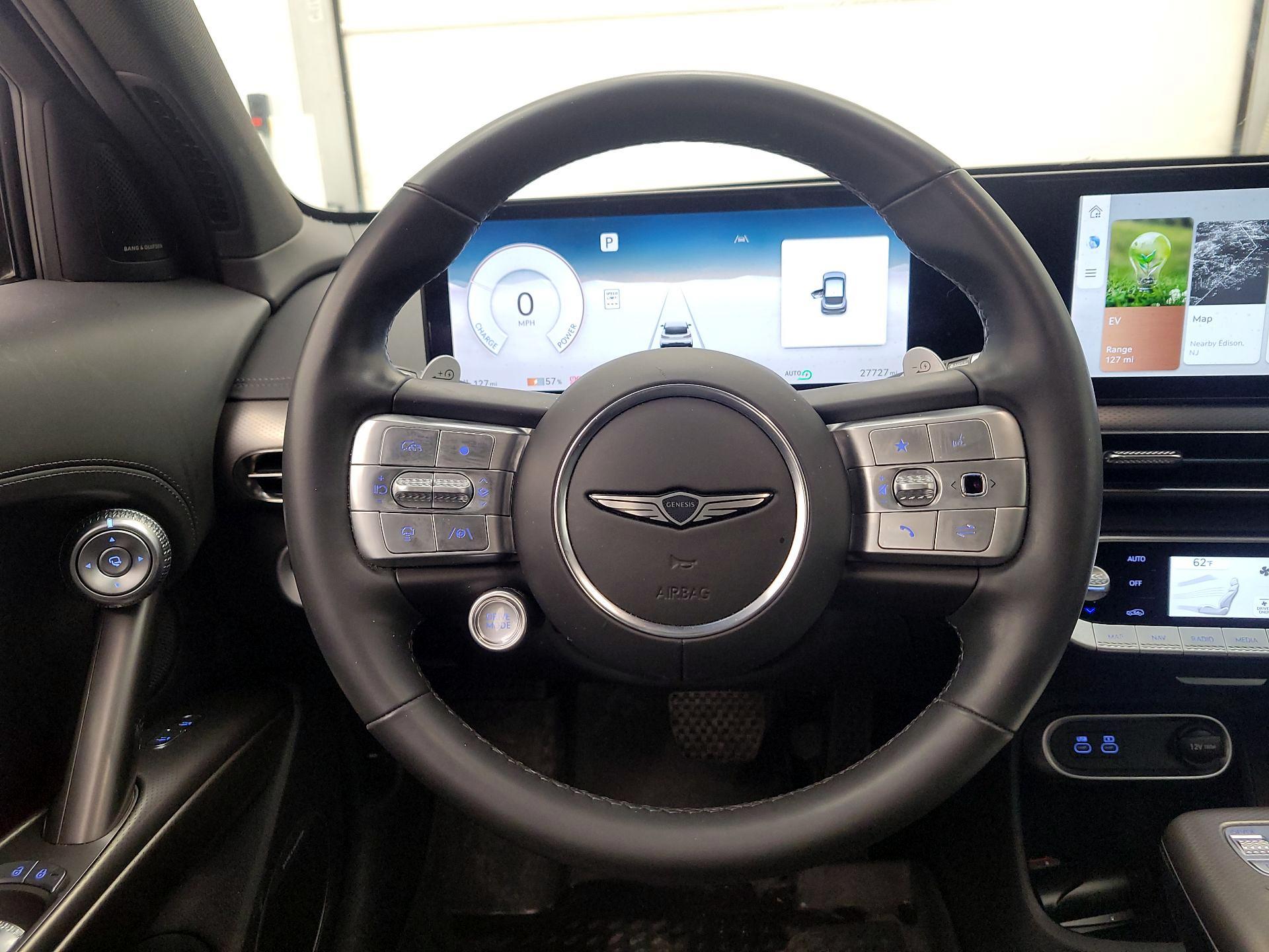 Thumbnail: 2023 Genesis GV60 - 10