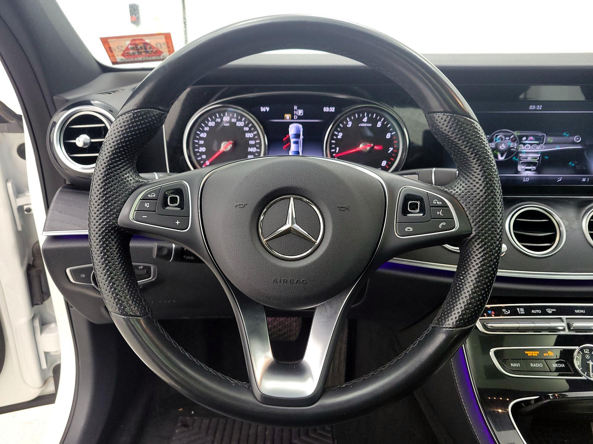 Thumbnail: 2017 Mercedes-Benz E-Class - 10
