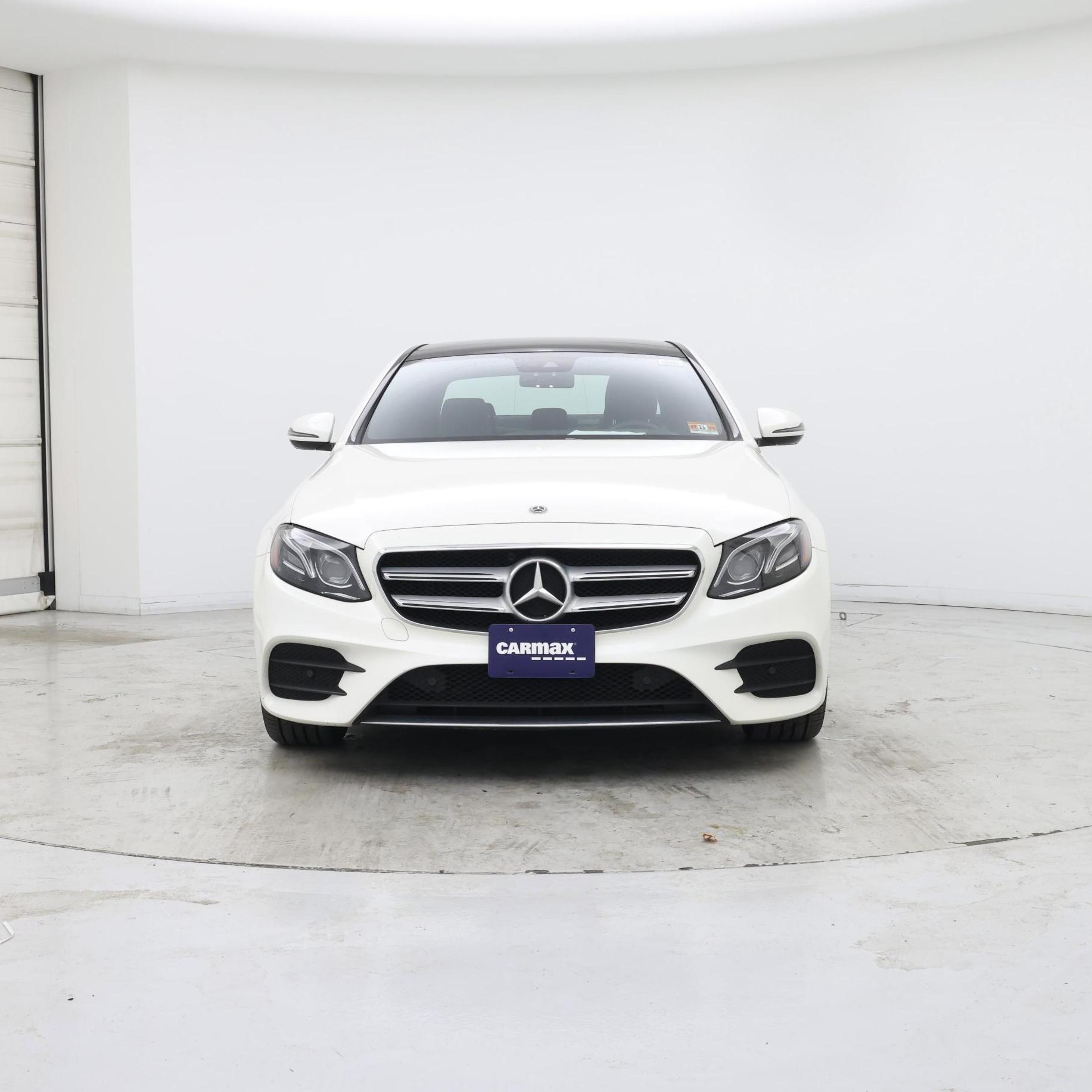 Thumbnail: 2017 Mercedes-Benz E-Class - 5