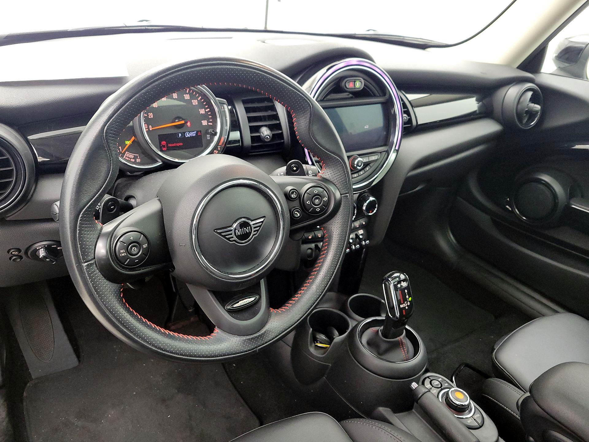 Thumbnail: 2020 MINI Cooper Hardtop - 10