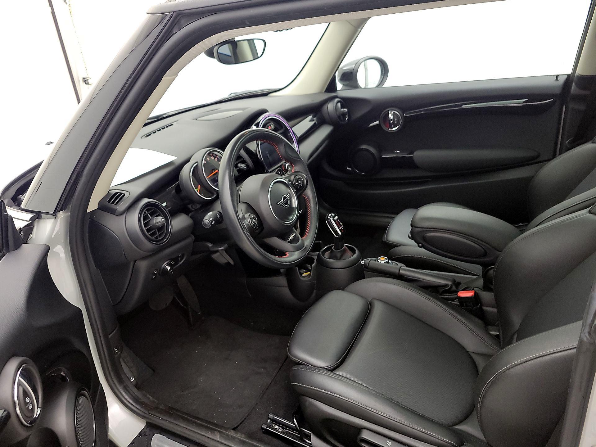 Thumbnail: 2020 MINI Cooper Hardtop - 11