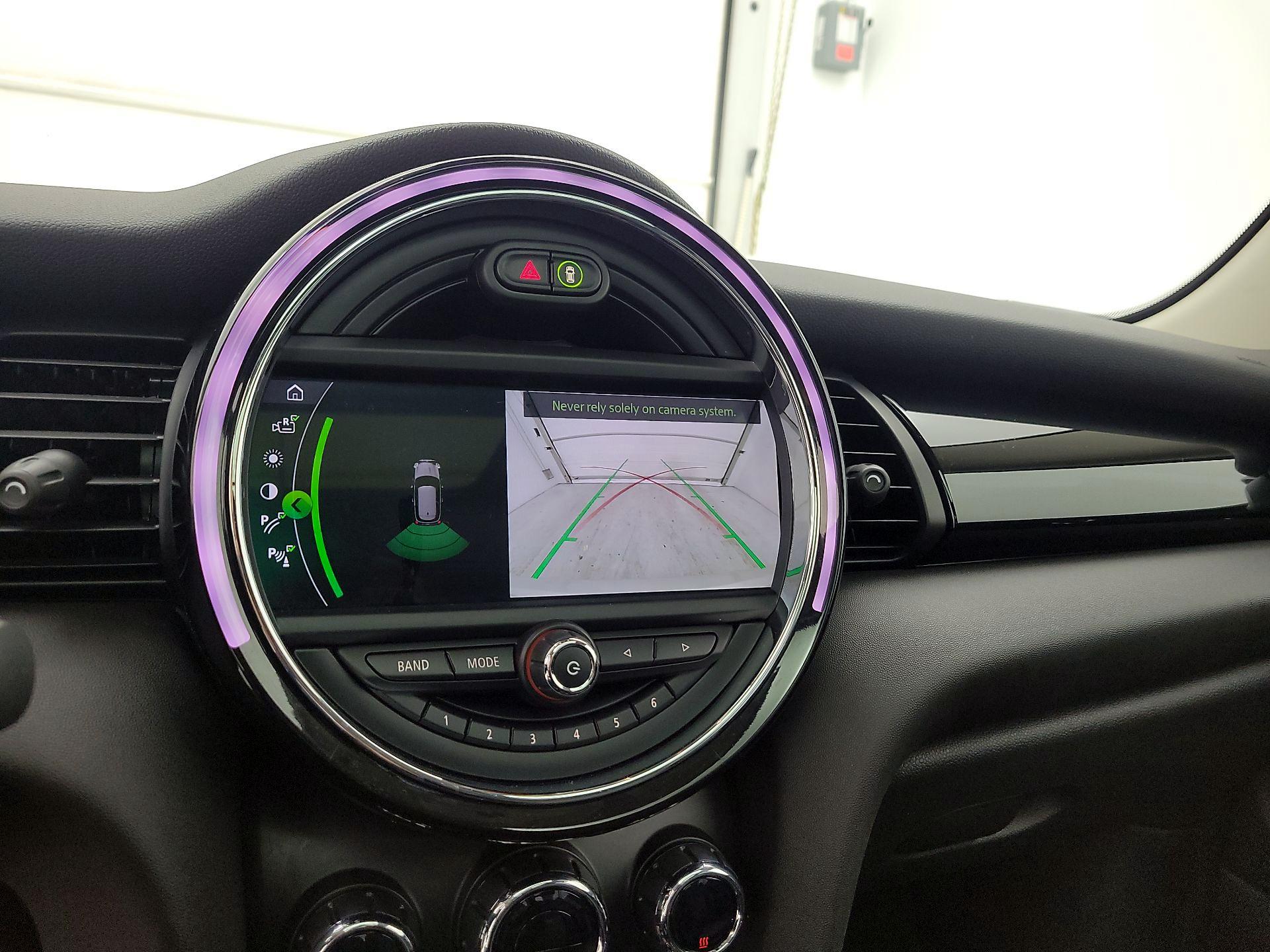 Thumbnail: 2020 MINI Cooper Hardtop - 14