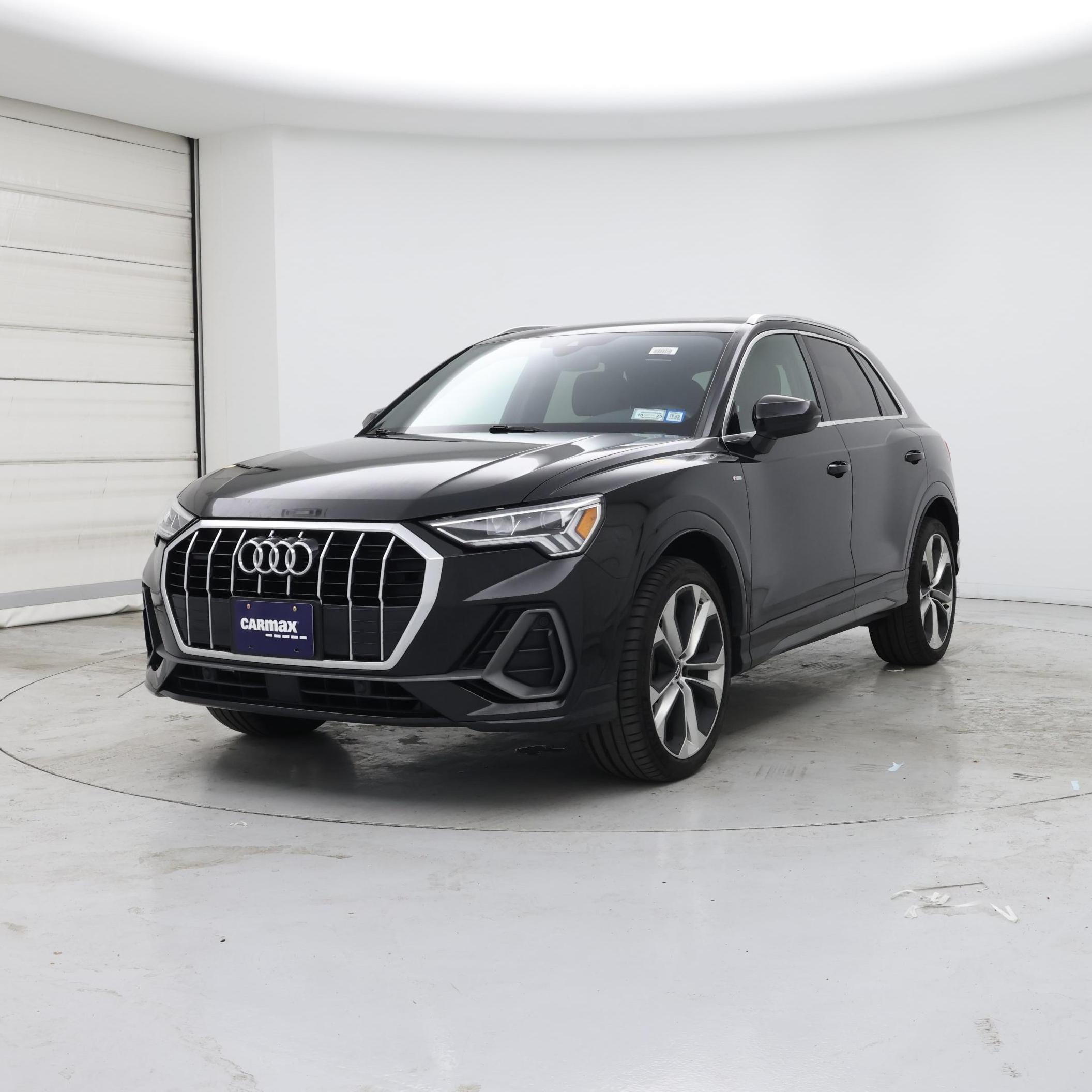 Thumbnail: 2020 Audi Q3 - 4
