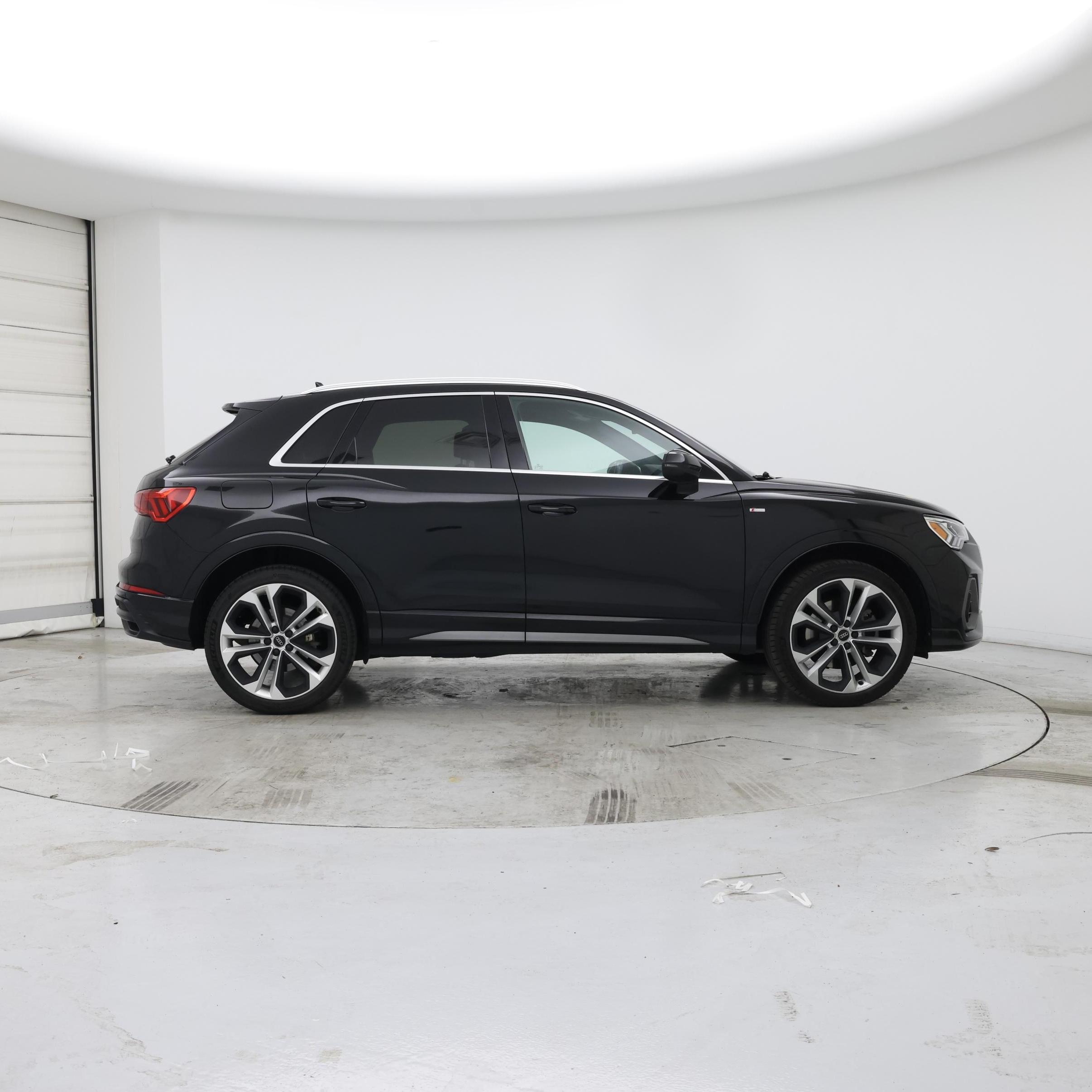 Thumbnail: 2020 Audi Q3 - 7