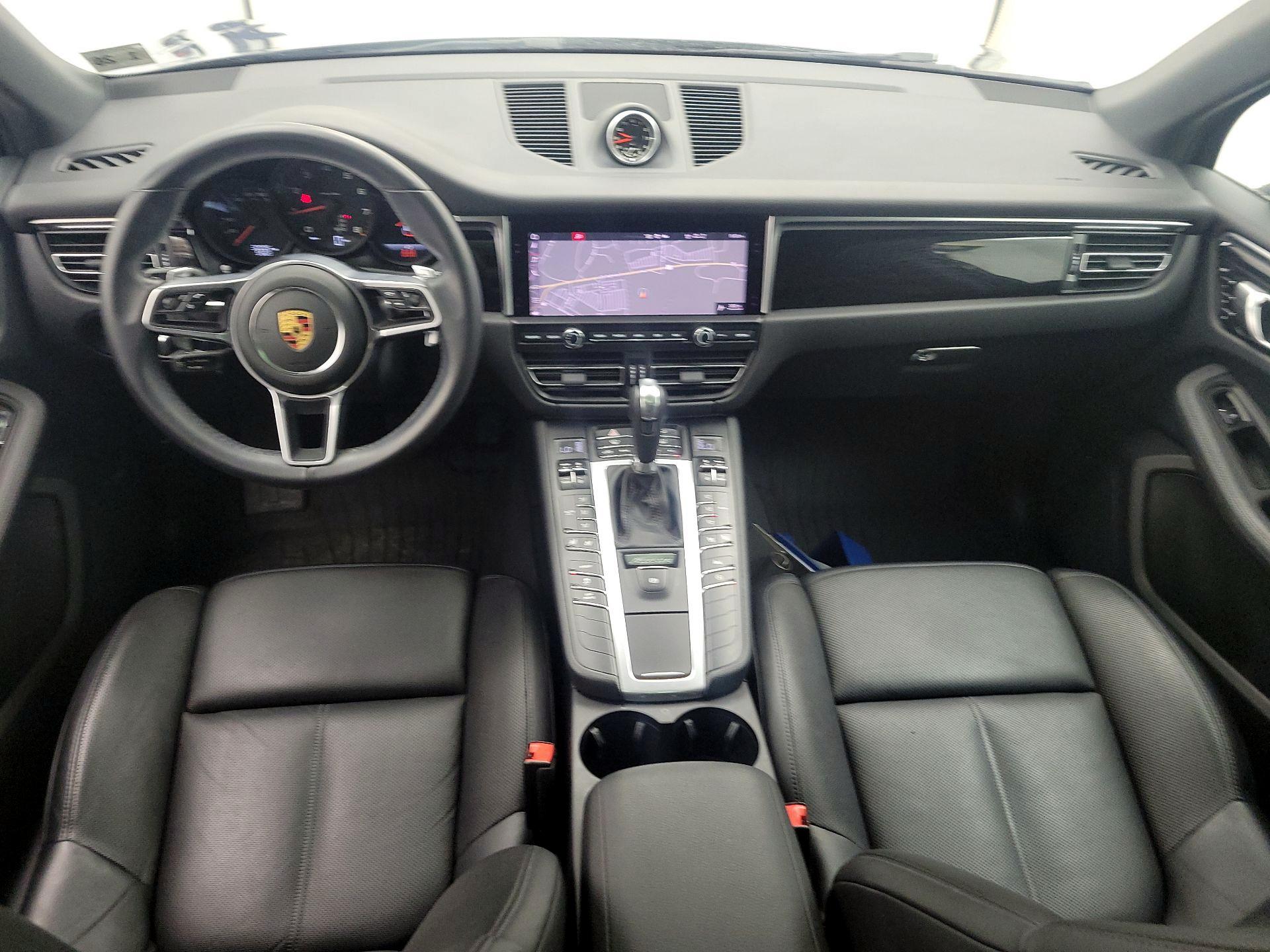 Thumbnail: 2021 Porsche Macan - 9