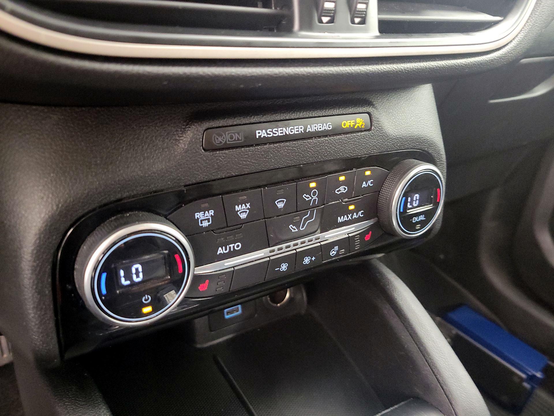 Thumbnail: 2021 Ford Escape - 14