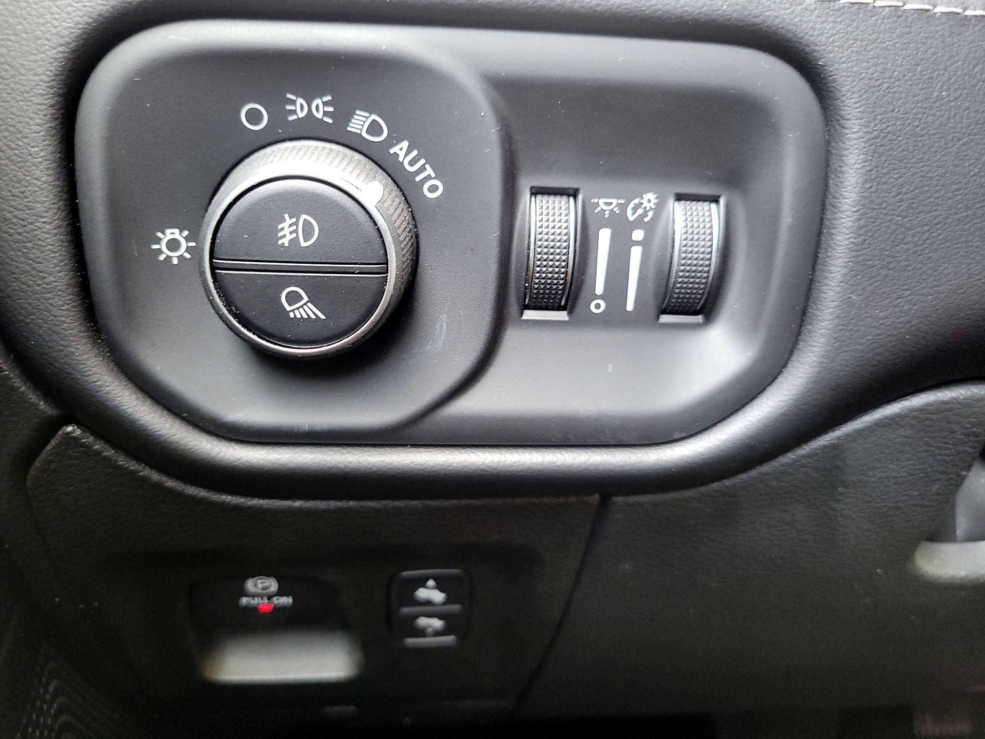 Thumbnail: 2022 RAM 1500 - 11