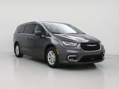 2023 Chrysler Pacifica Touring L -
                Buford, GA