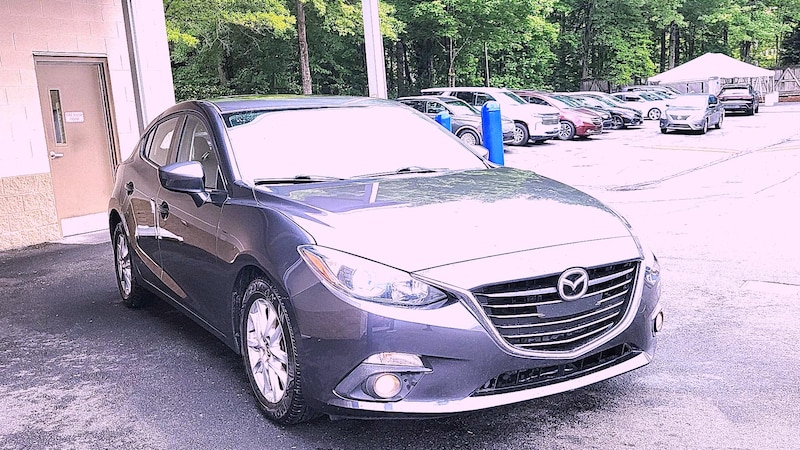 2016 Mazda Mazda3 i Touring Hero Image