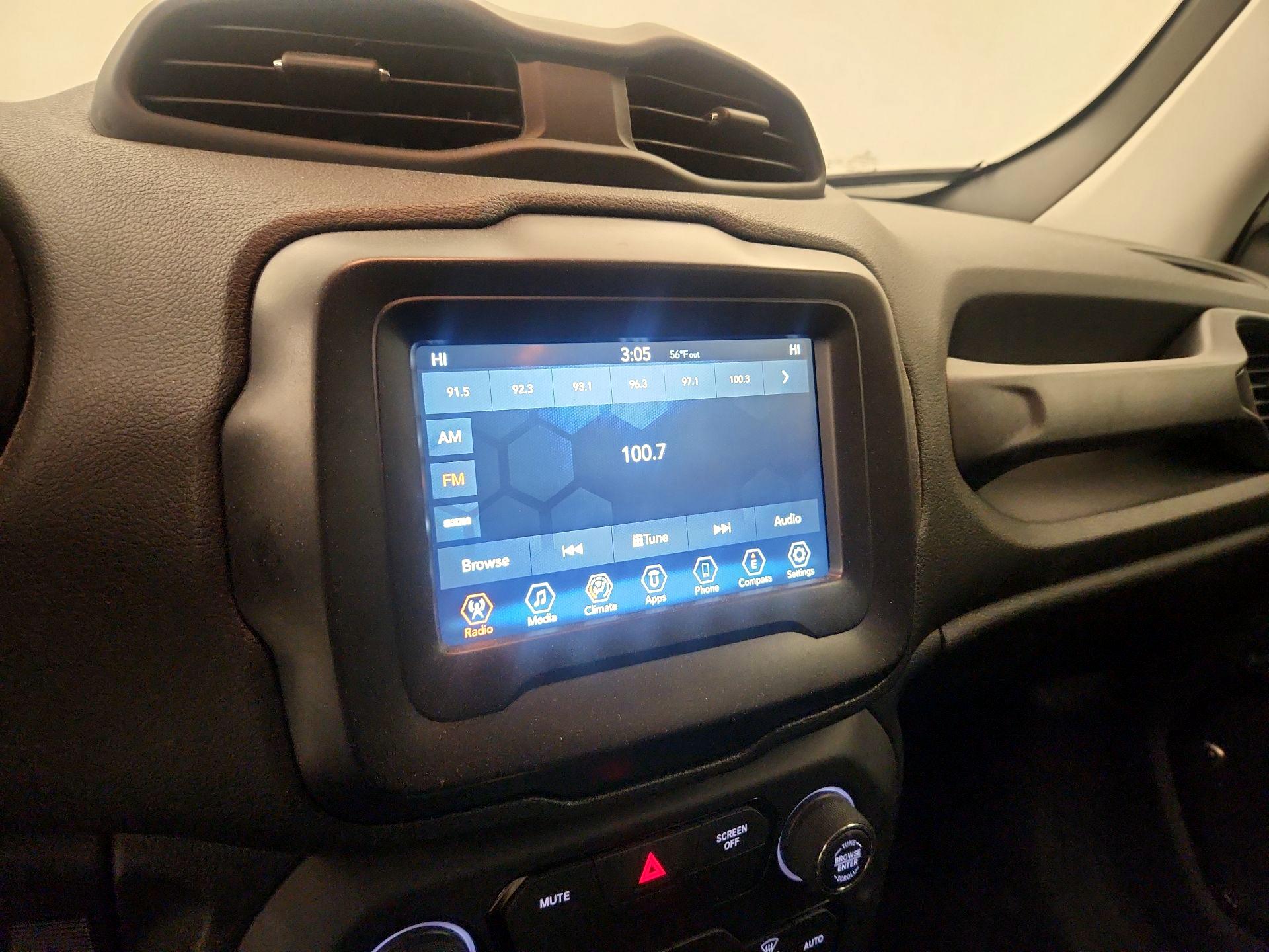 Thumbnail: 2018 Jeep Renegade - 15