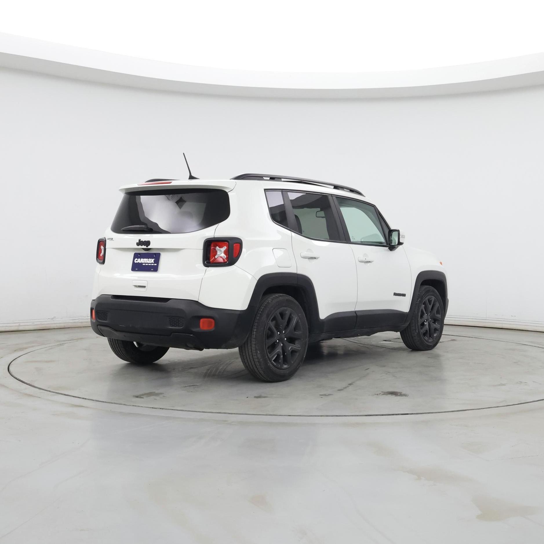 Thumbnail: 2018 Jeep Renegade - 8