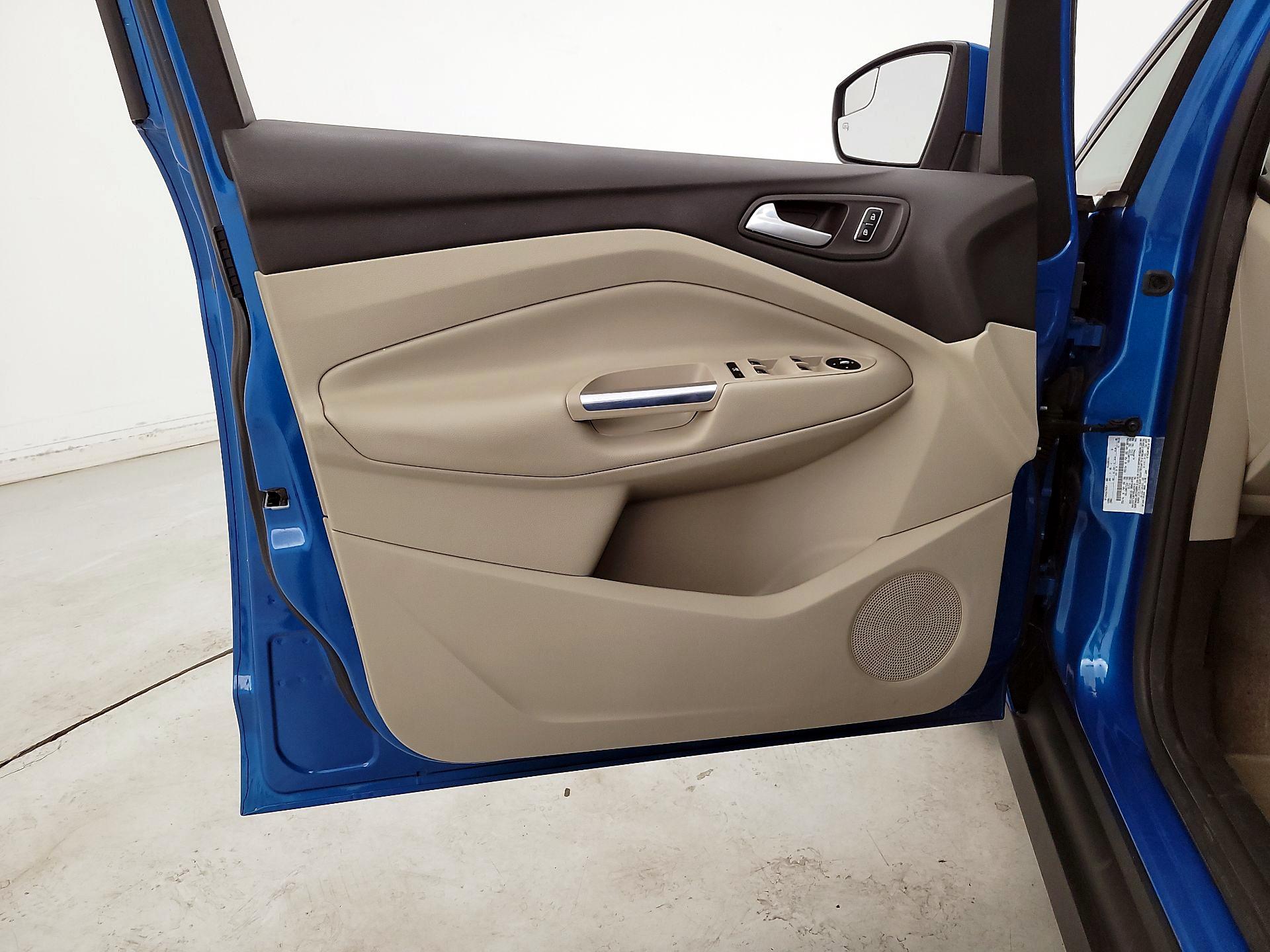 Thumbnail: 2013 Ford C-Max - 12