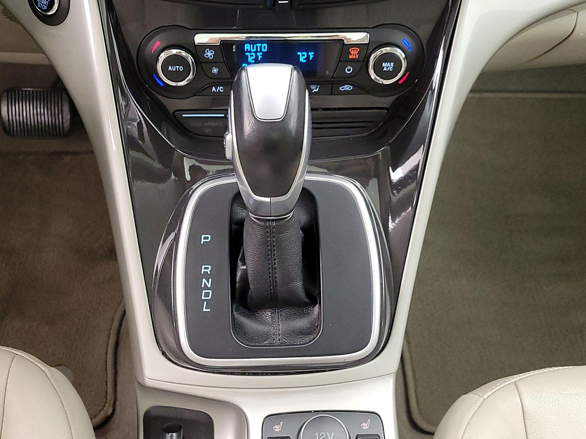 Thumbnail: 2013 Ford C-Max - 16