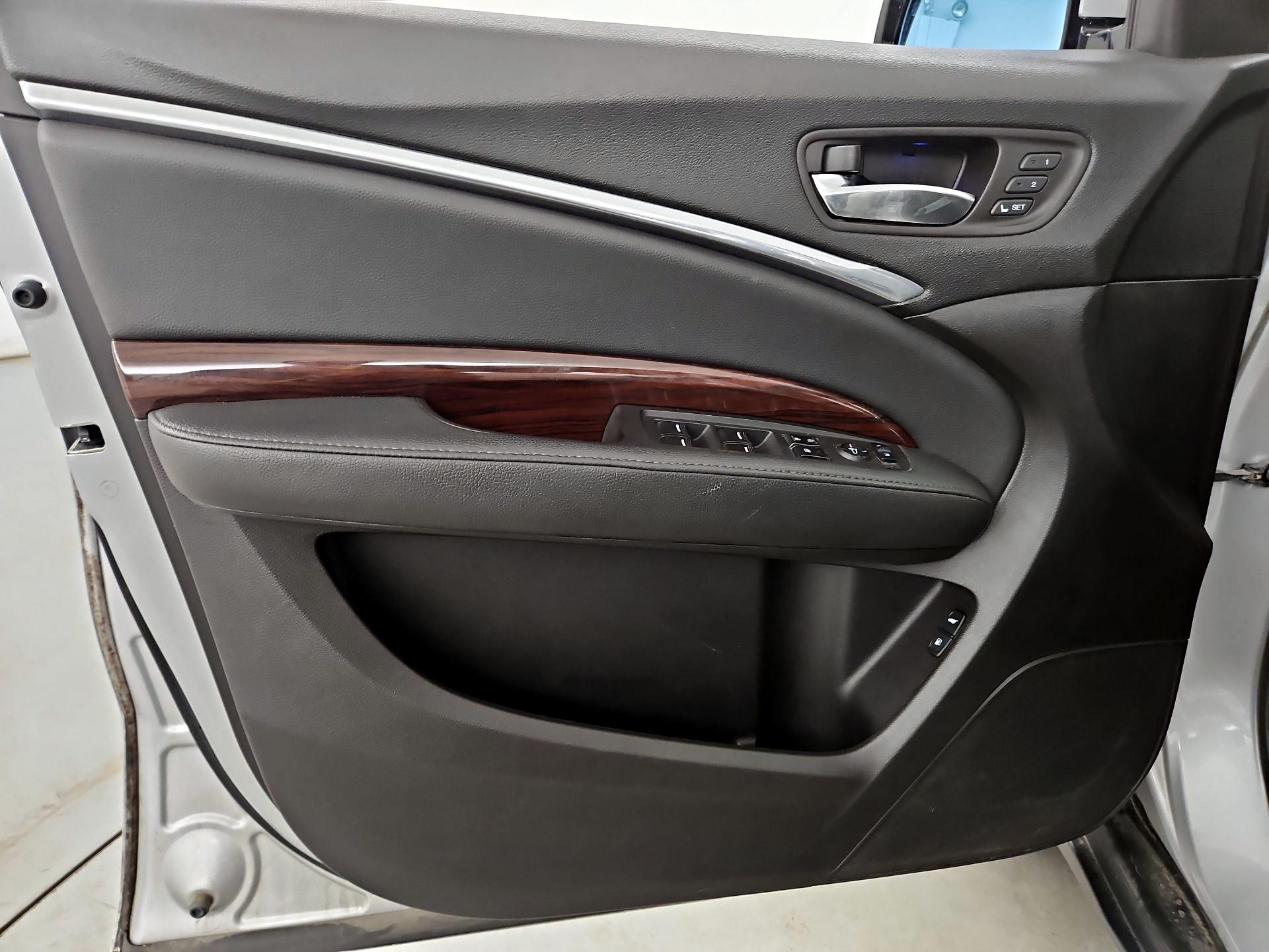 Thumbnail: 2015 Acura MDX - 12