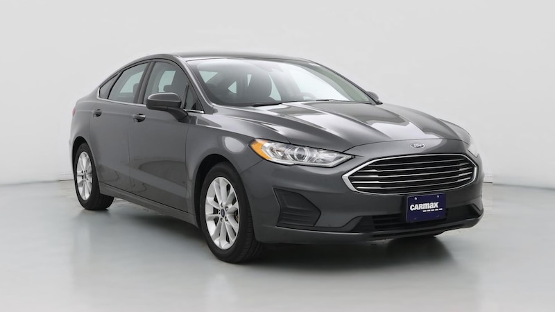 2019 Ford Fusion SE Hero Image