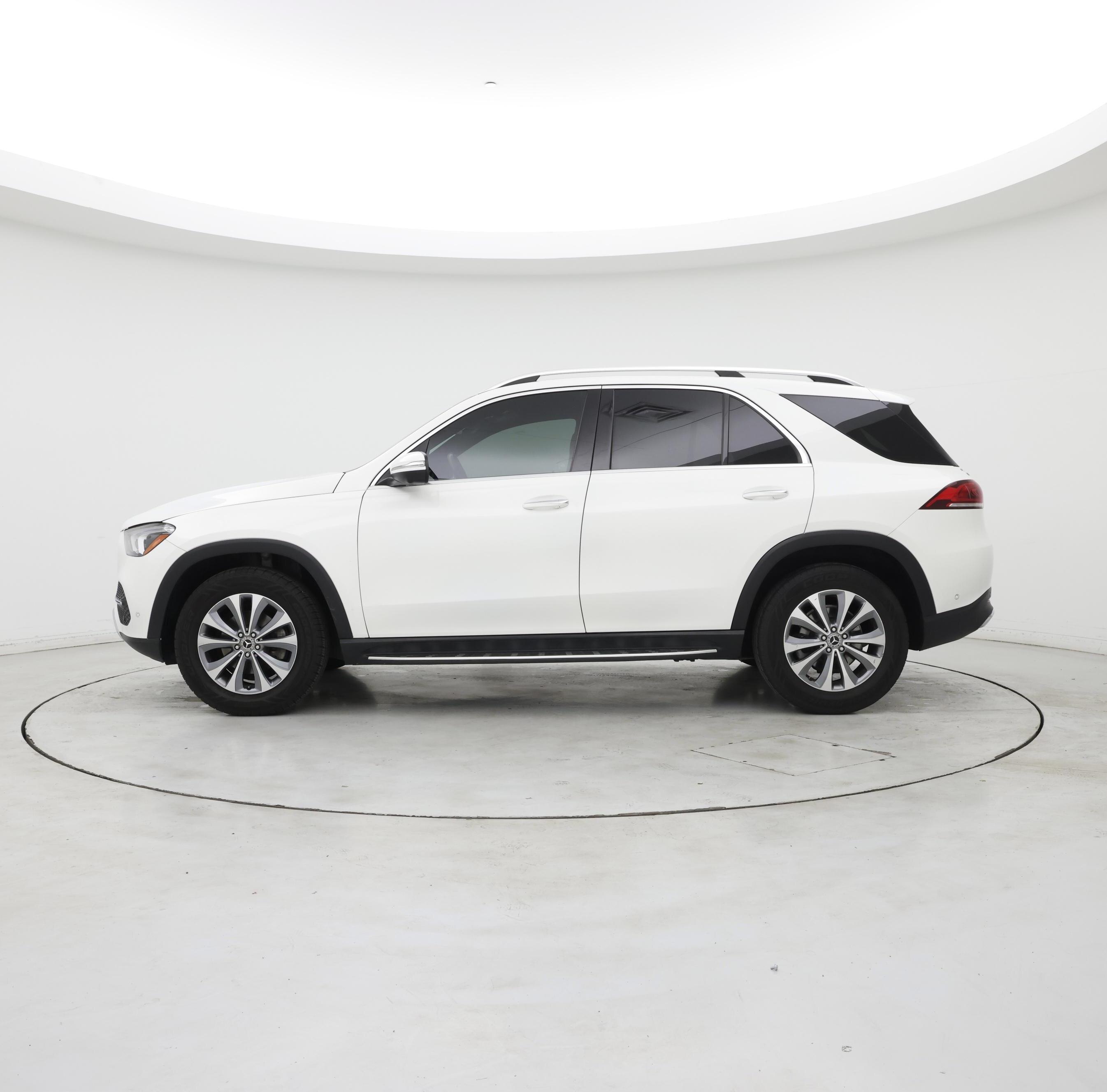 Thumbnail: 2020 Mercedes-Benz GLE - 3