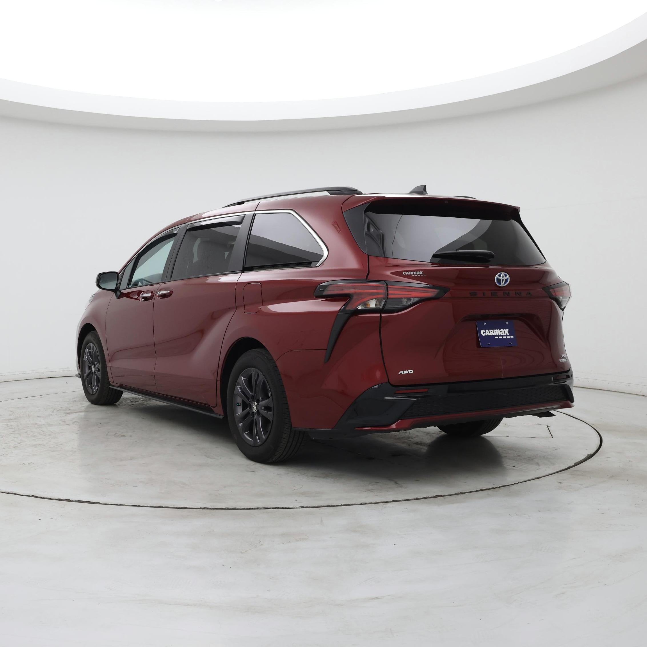 Thumbnail: 2024 Toyota Sienna - 2