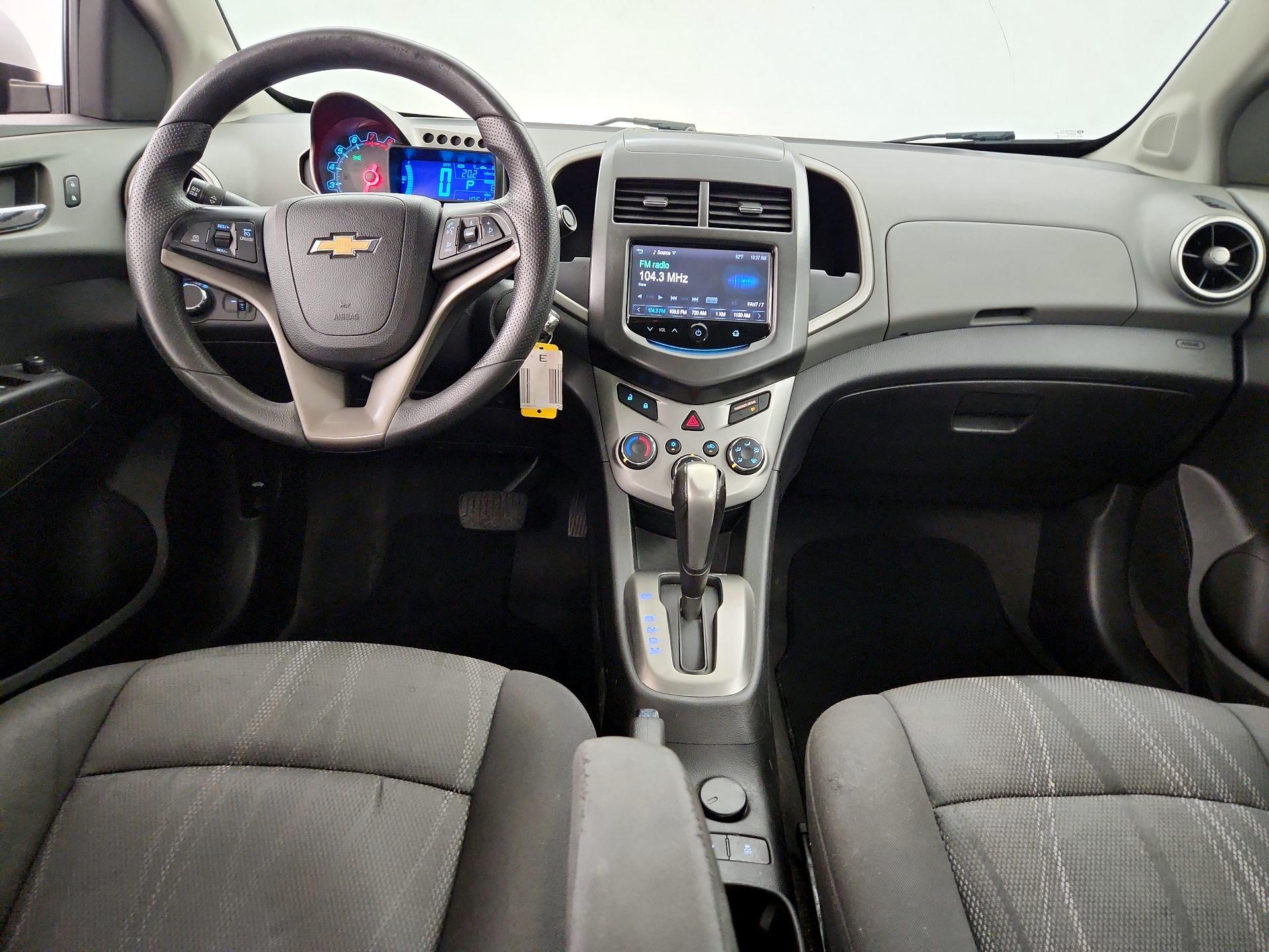 Thumbnail: 2014 Chevrolet Sonic - 9