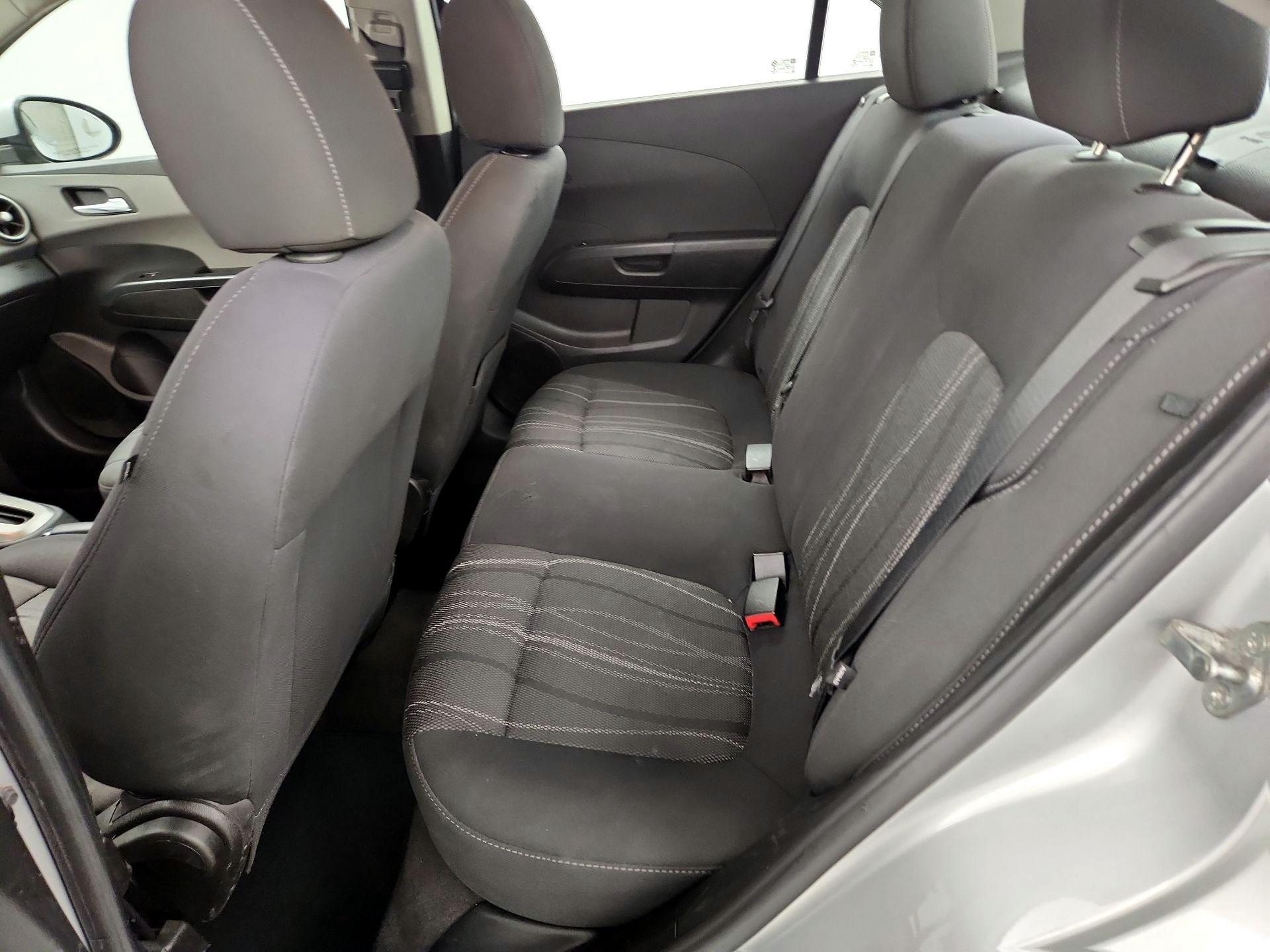 Thumbnail: 2014 Chevrolet Sonic - 17
