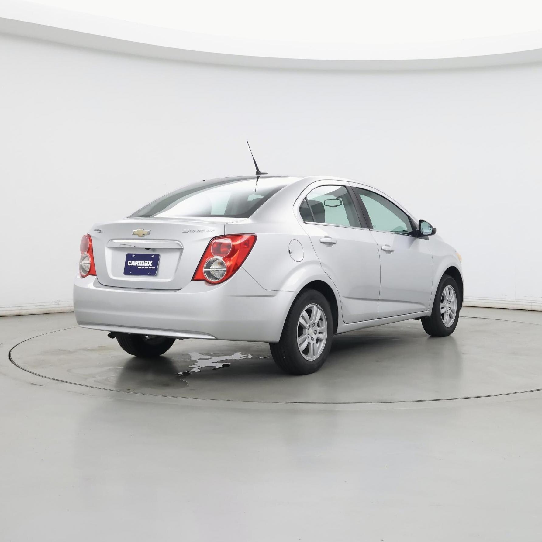 Thumbnail: 2014 Chevrolet Sonic - 8