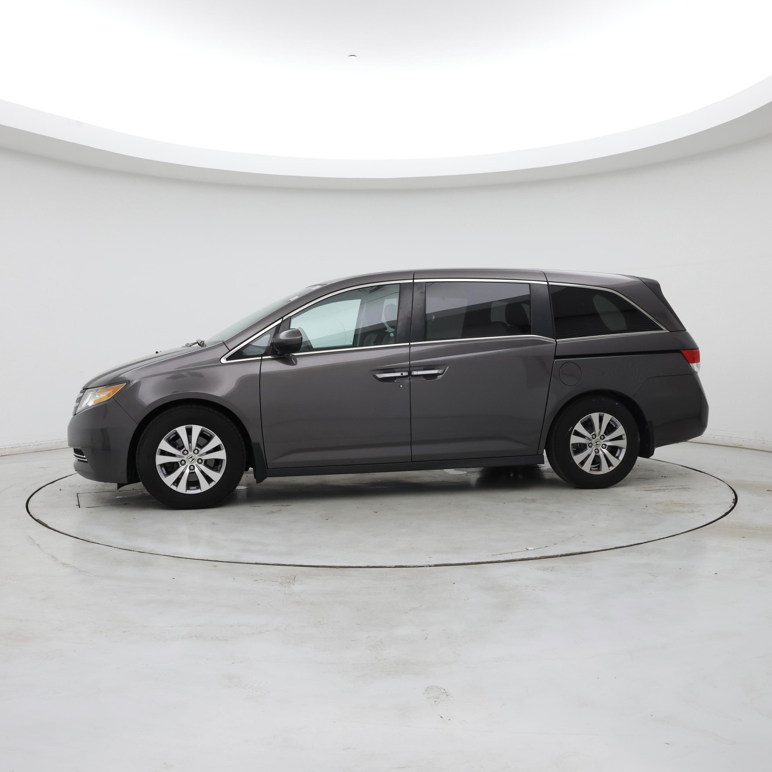 Thumbnail: 2017 Honda Odyssey - 3
