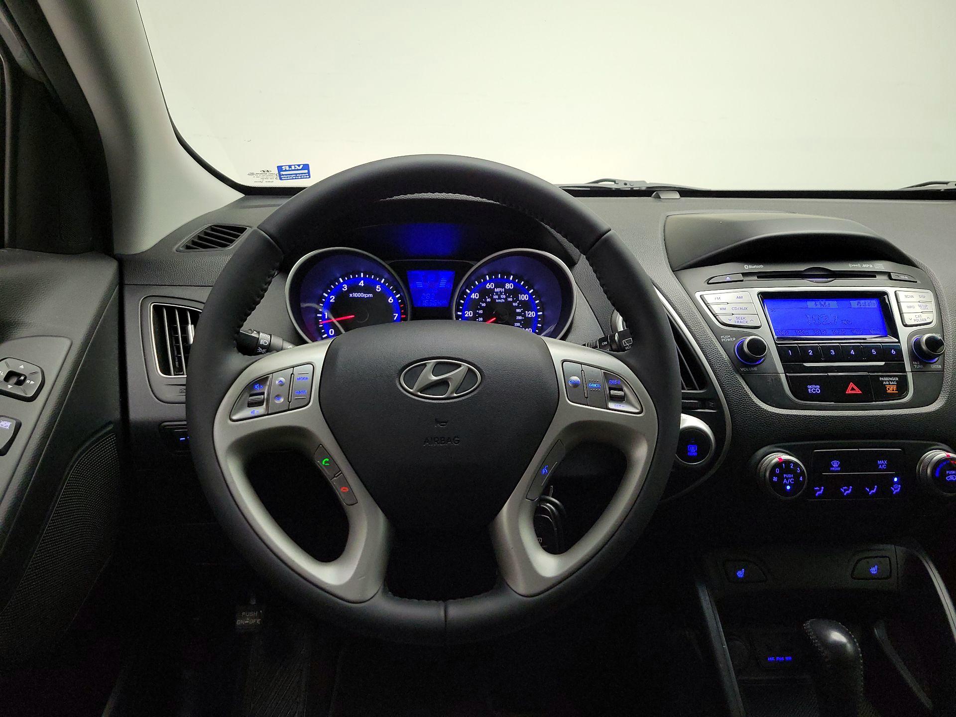 Thumbnail: 2013 Hyundai Tucson - 10