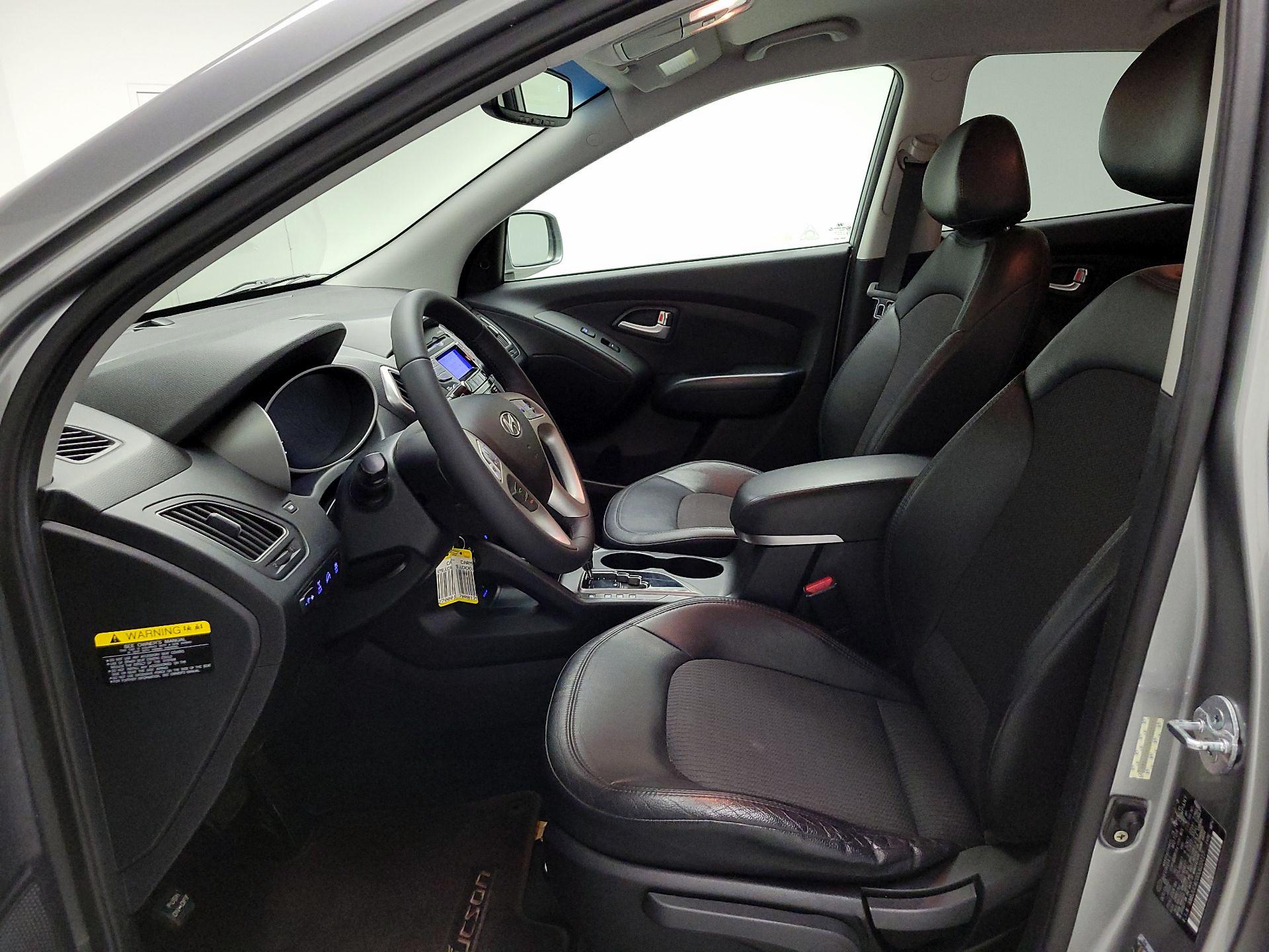 Thumbnail: 2013 Hyundai Tucson - 11