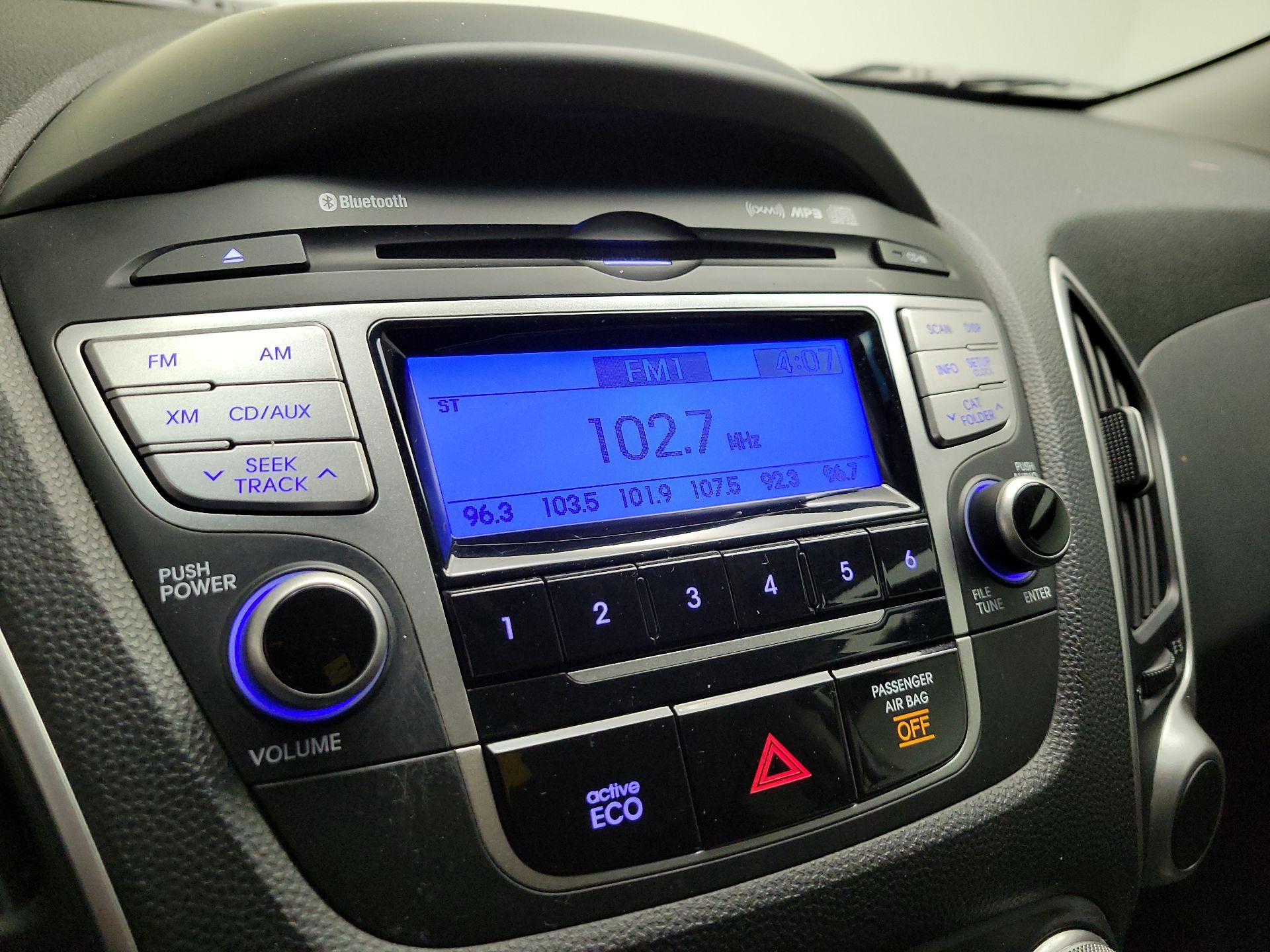 Thumbnail: 2013 Hyundai Tucson - 14