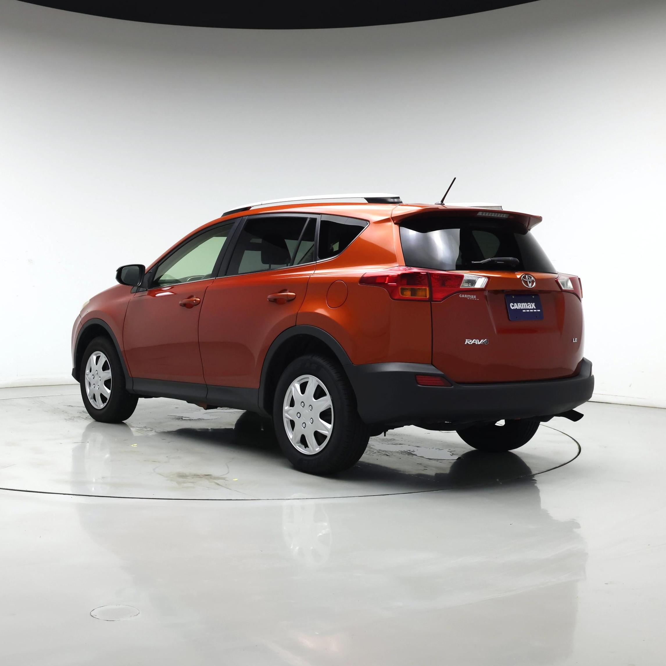 Thumbnail: 2015 Toyota RAV4 - 2