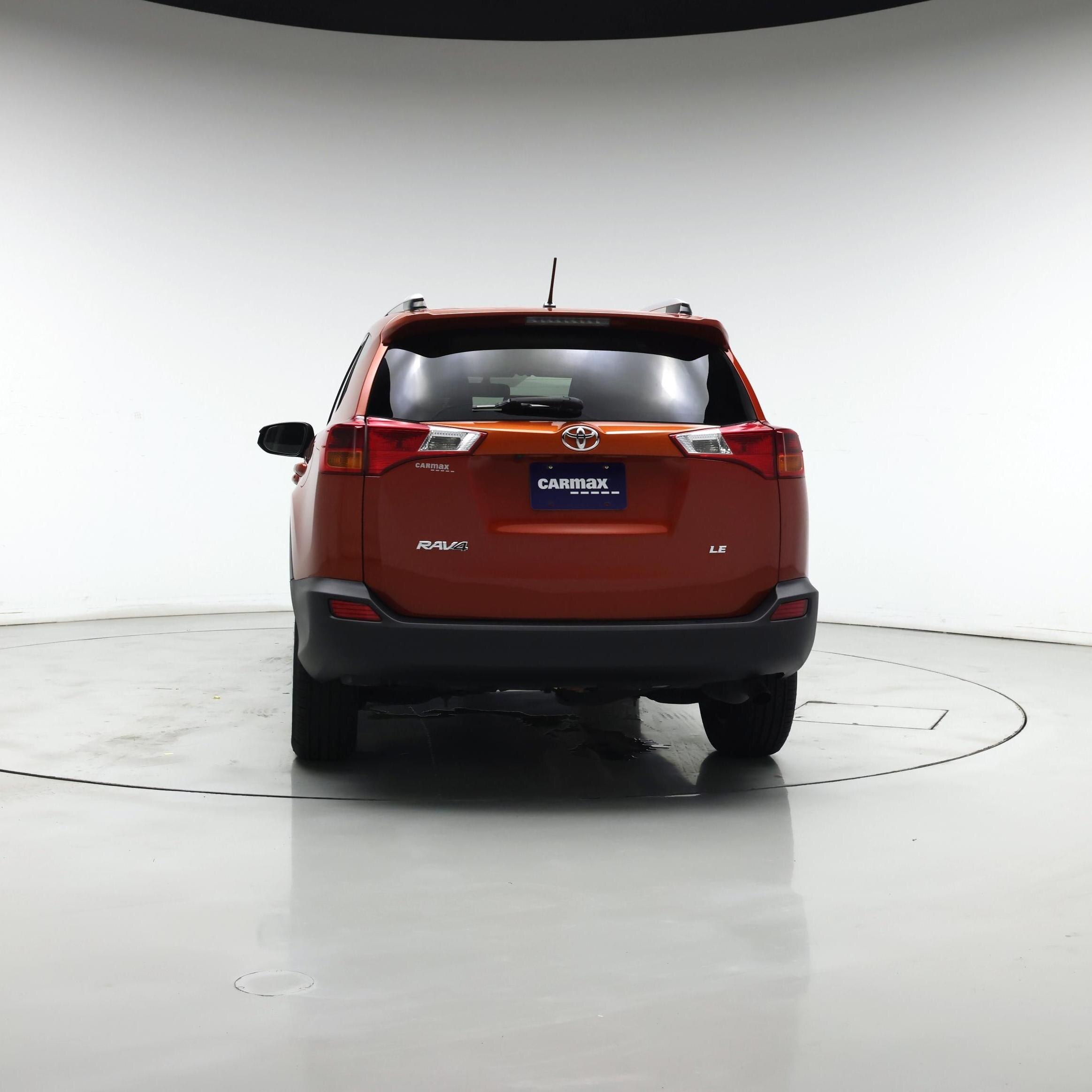 Thumbnail: 2015 Toyota RAV4 - 6