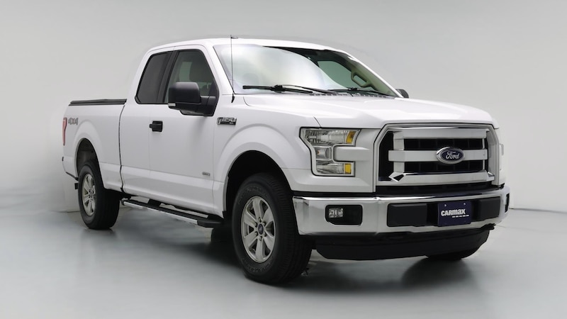 2015 Ford F-150 XLT Hero Image